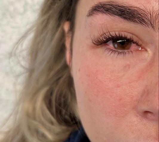 The Difference Between Angel Lashes and Classic Lashes